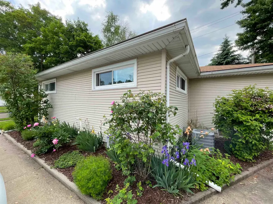 1342 E Frances Street, Appleton, WI 54911-3305 - #3