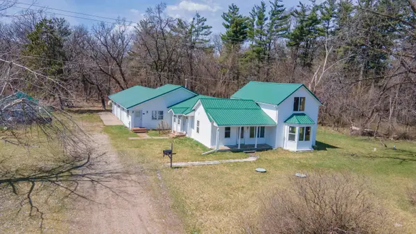 N4721 9th Drive, HANCOCK, WI 54943