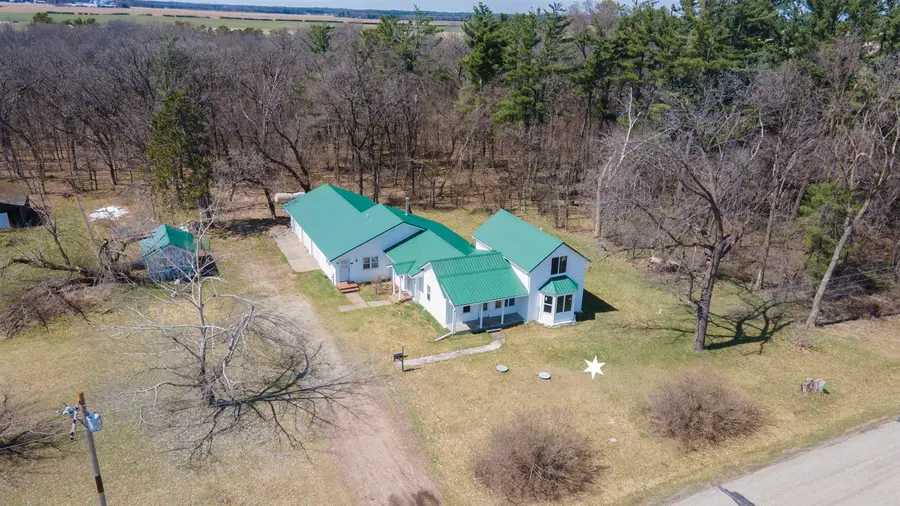 N4721 9th Drive, Hancock, WI 54943 - #2