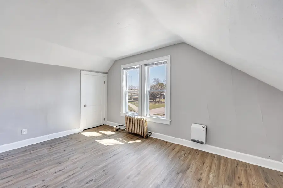 712 S Maple Avenue, Green Bay, WI 54304 - #2