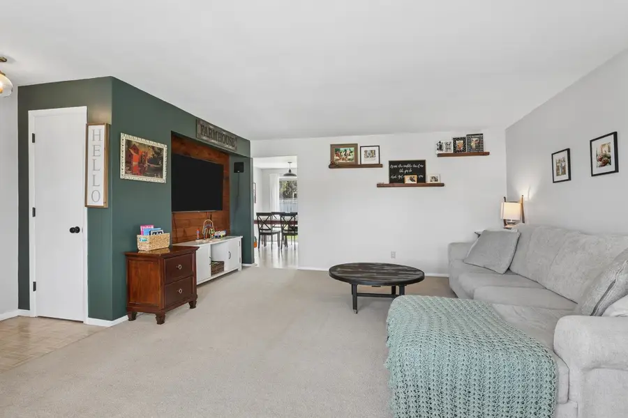 445 La Vesta Court, Brillion, WI 54110 - #3