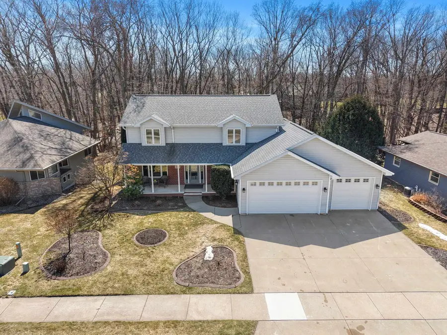 1349 Edgewood Drive, Kaukauna, WI 54130 - #2