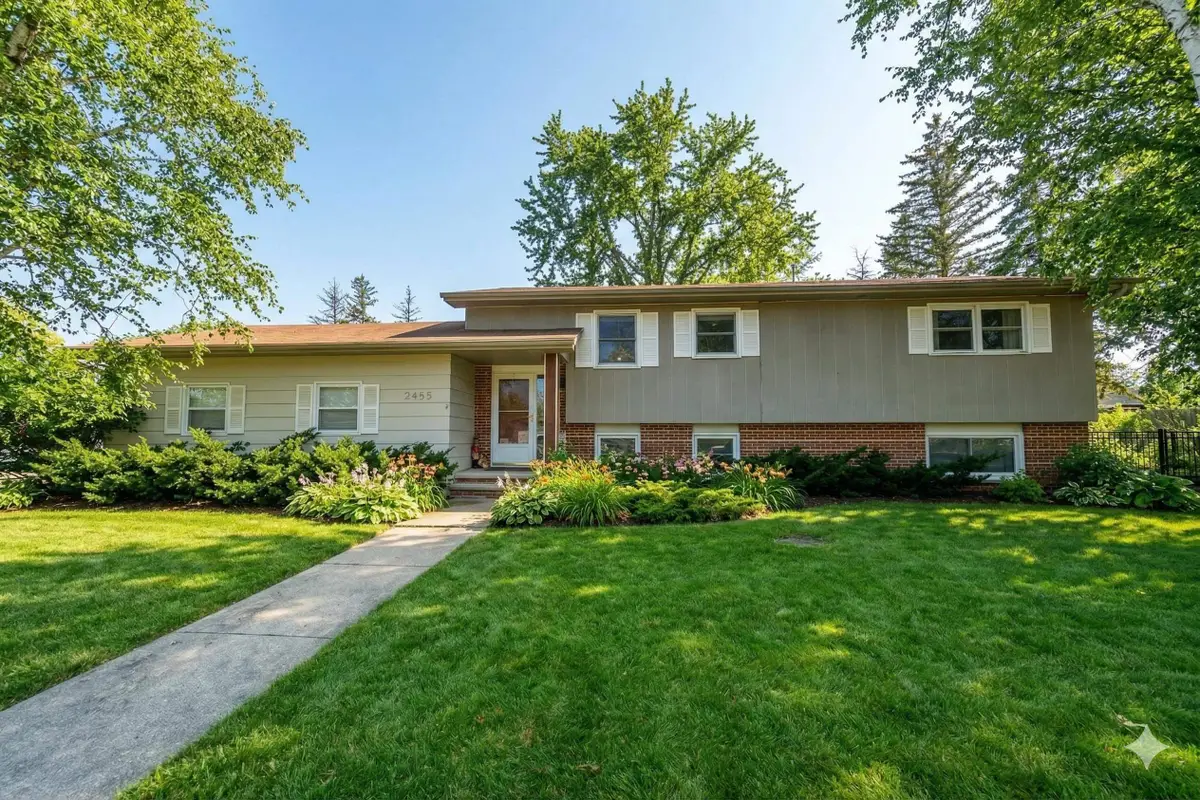 2455 Kingston Place, Oshkosh, WI 54904 - #1