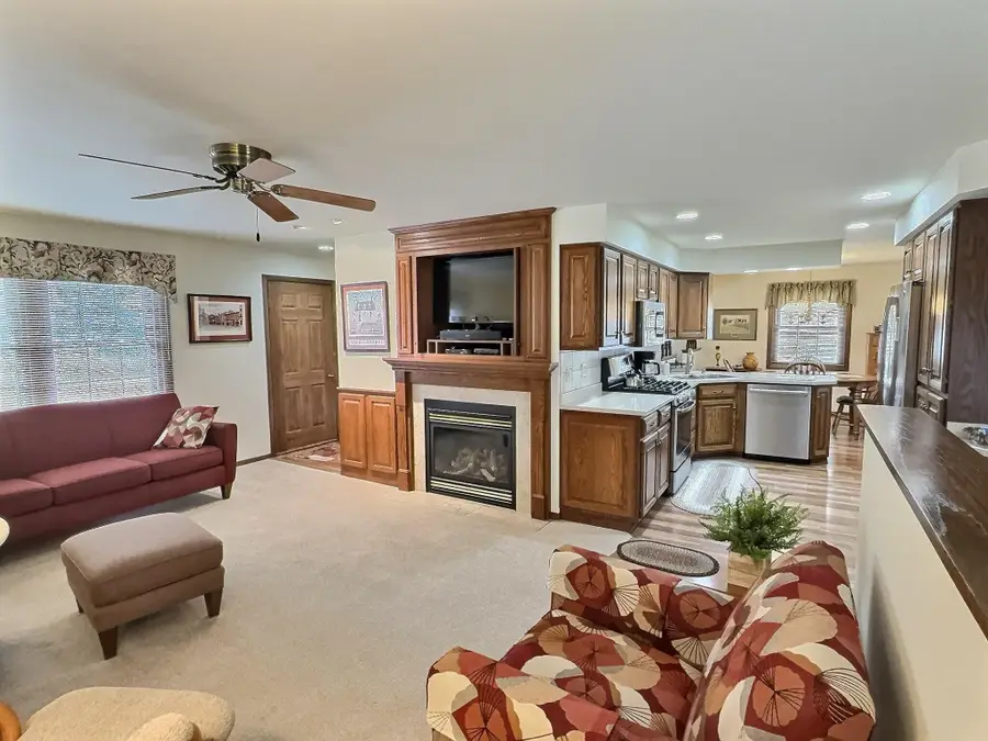 1313 E Murdock Avenue, Oshkosh, WI 54901 - #3