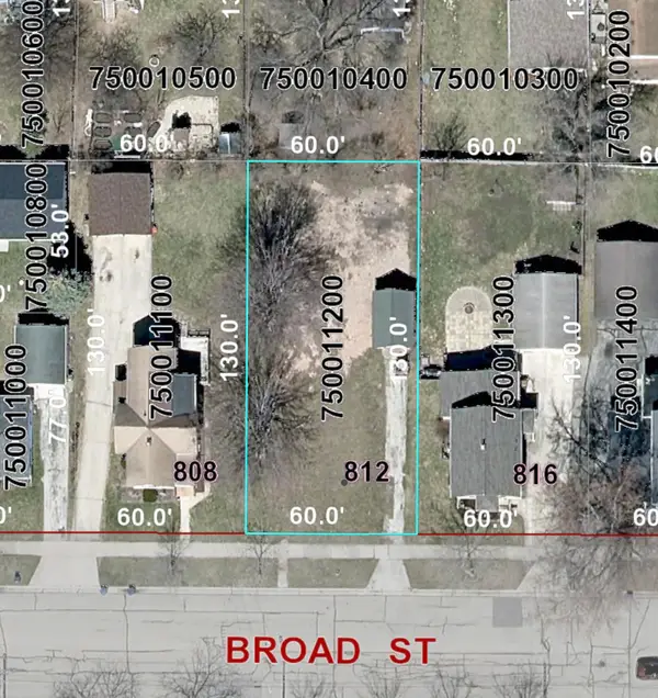 812 Broad Street, MENASHA, WI 54952