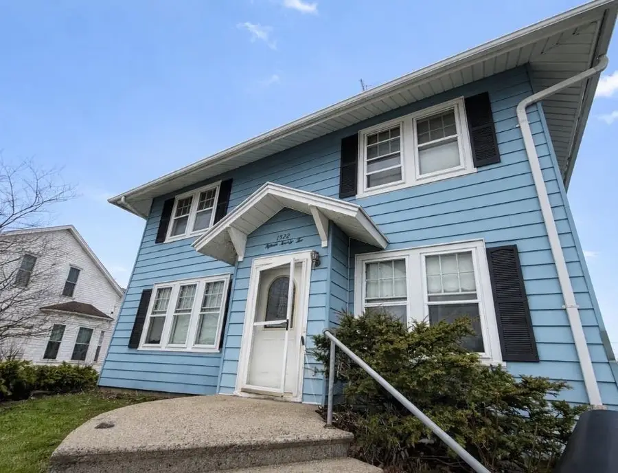 1522 Elizabeth Avenue, Marinette, WI 54143 - #3