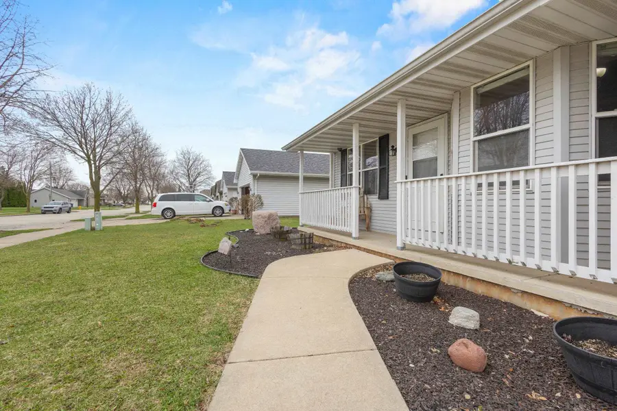 1921 Ceil Street, Little Chute, WI 54140 - #3