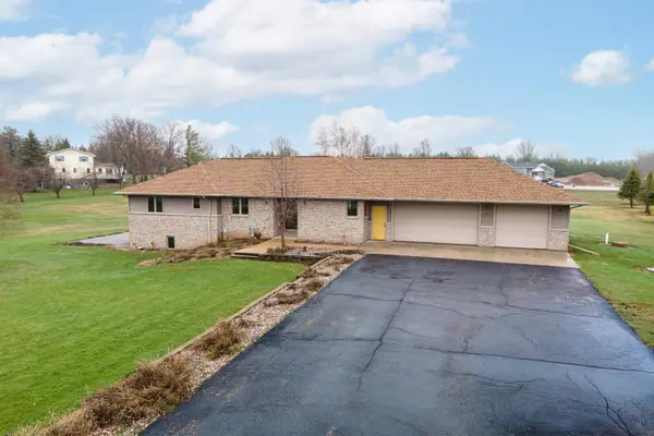 W4967 Burdick Road, BLACK CREEK, WI 54106