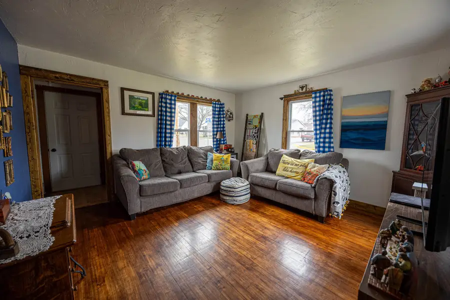 217 E Main Street, Suring, WI 54174 - #3