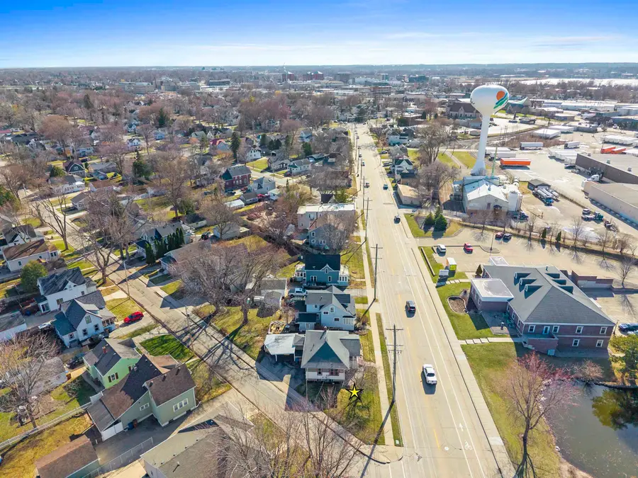 421 Ahnaip Street, Menasha, WI 54952 - #2