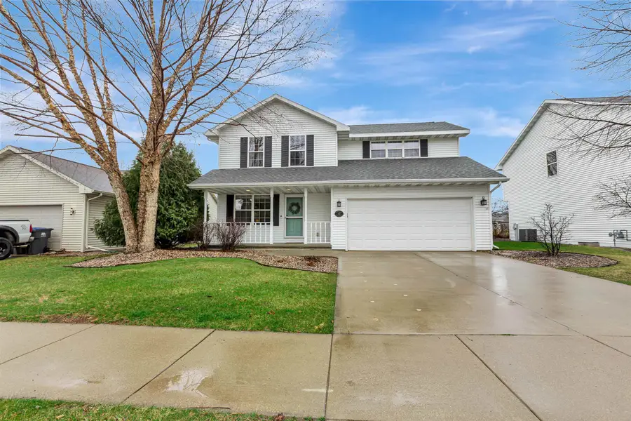 143 Olde School Road, Neenah, WI 54956 - #2