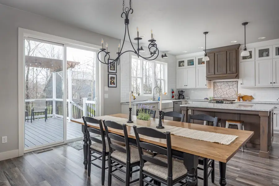 230 Deforest Drive, Kaukauna, WI 54130 - #2