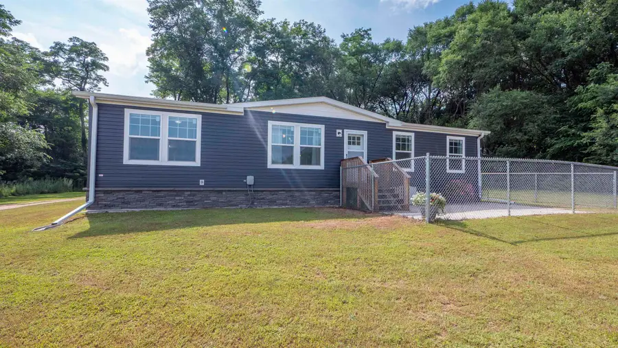 626 N Semrow Road, Coloma, WI 54930 - #2