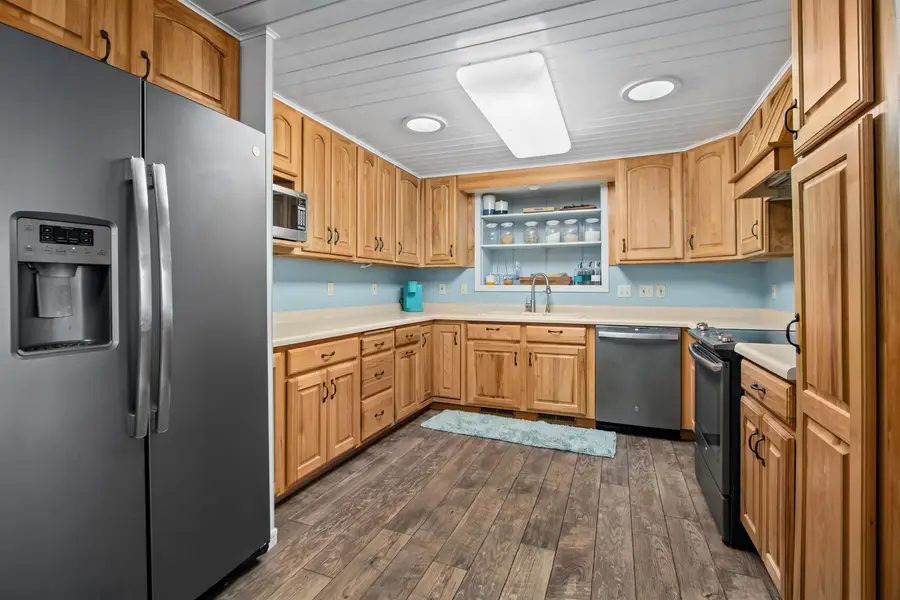 9806 Highland Park Drive, Malone, WI 53049 - #2