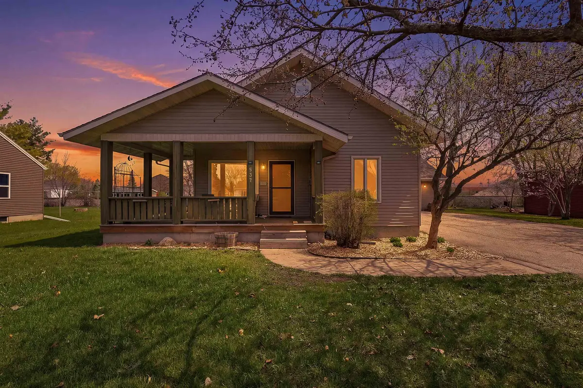 537 Farwell Avenue, Fond Du Lac, WI 54935 - #1