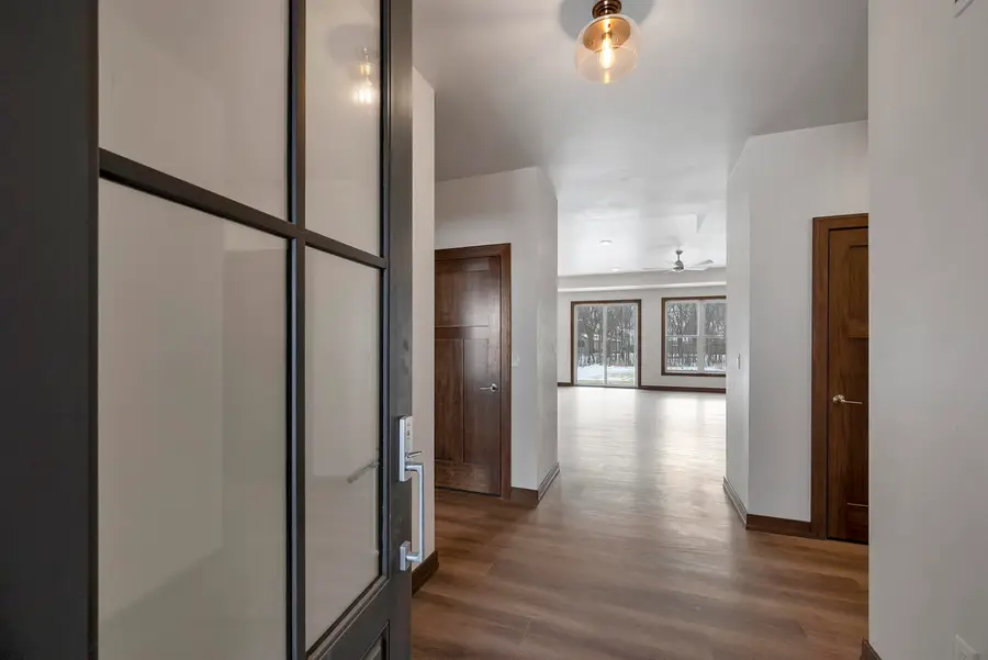 1617 N Honeysuckle Circle, De Pere, WI 54115 - #2