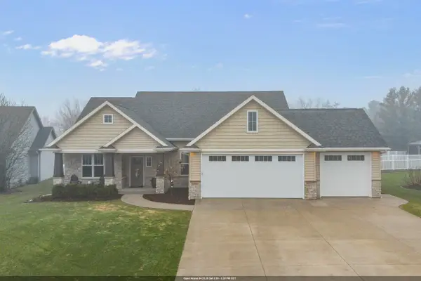 W6681 Charleen Lane, GREENVILLE, WI 54942-8126