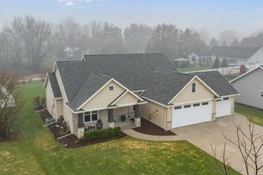 W6681 Charleen Lane, Greenville, WI 54942-8126 - #2