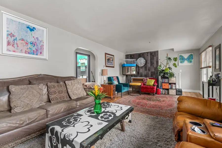 841 7th Street, Menasha, WI 54952 - #3