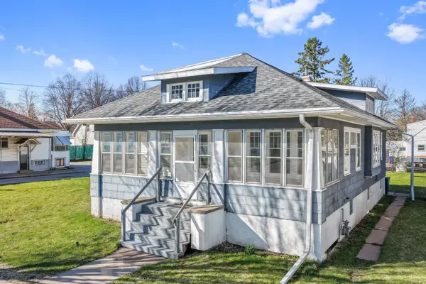 802 9th Street, GREEN BAY, WI 54304-2502