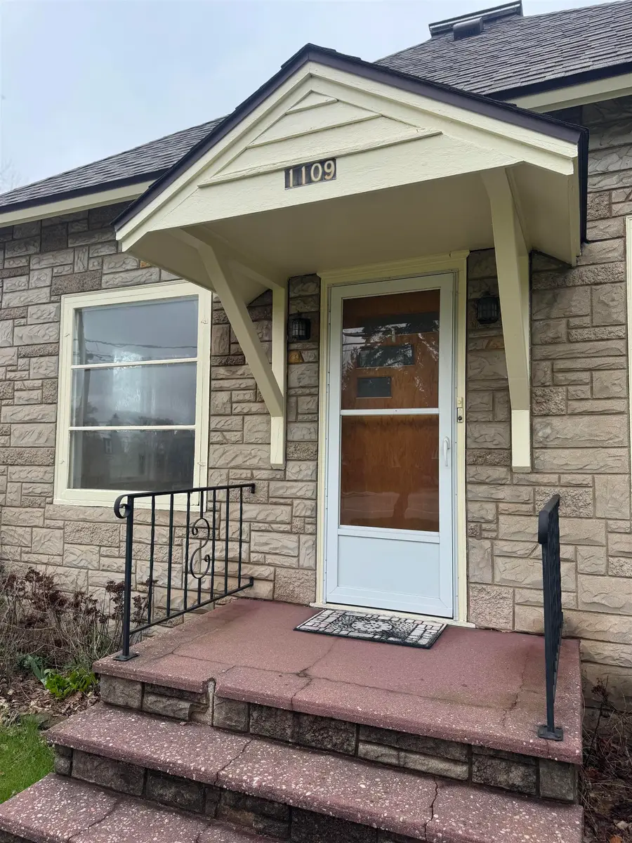 1109 Royalton Street, Waupaca, WI 54981 - #3