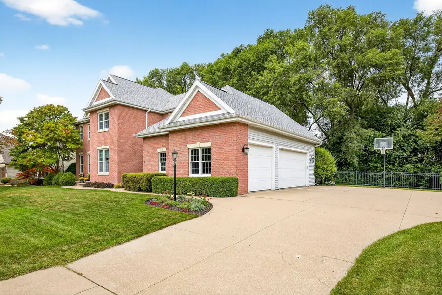 478 Hawthorne Street, Neenah, WI 54956 - #3