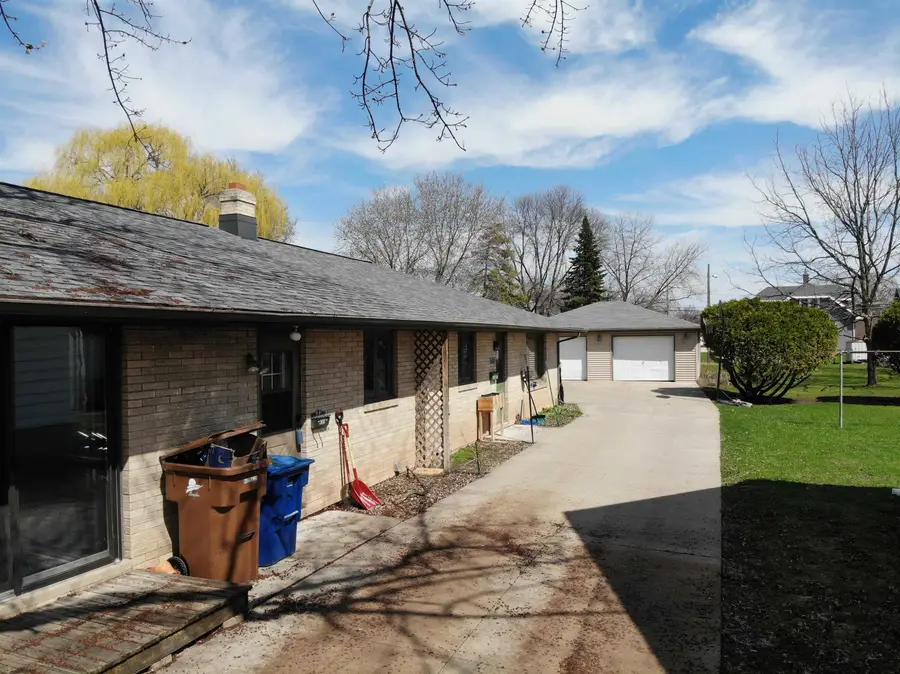 637 State Street, Menasha, WI 54952-2343 - #3