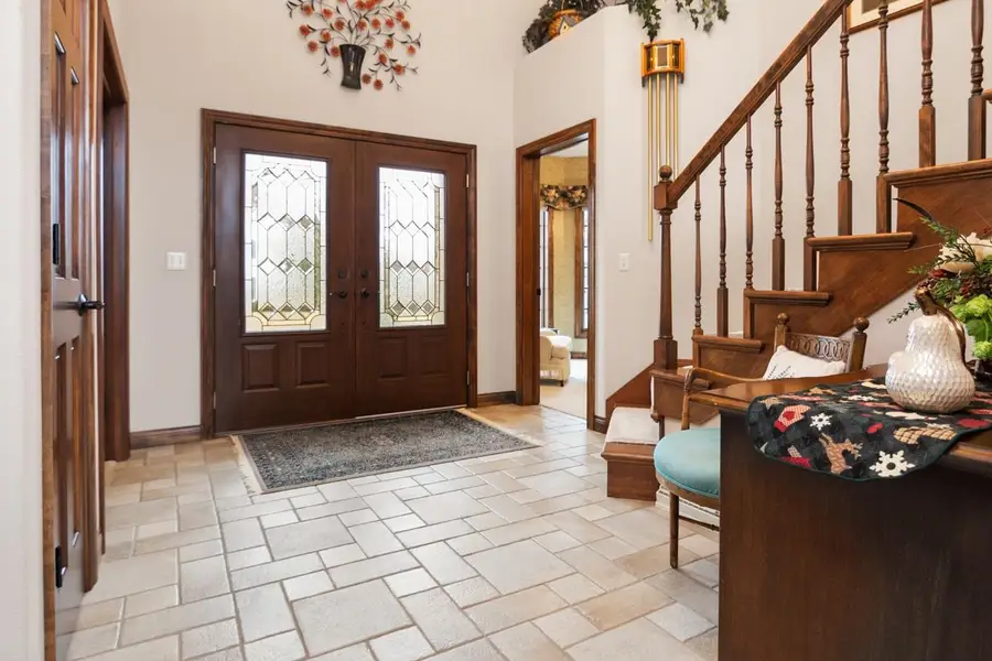 617 E Apple Creek Road, Appleton, WI 54913 - #2