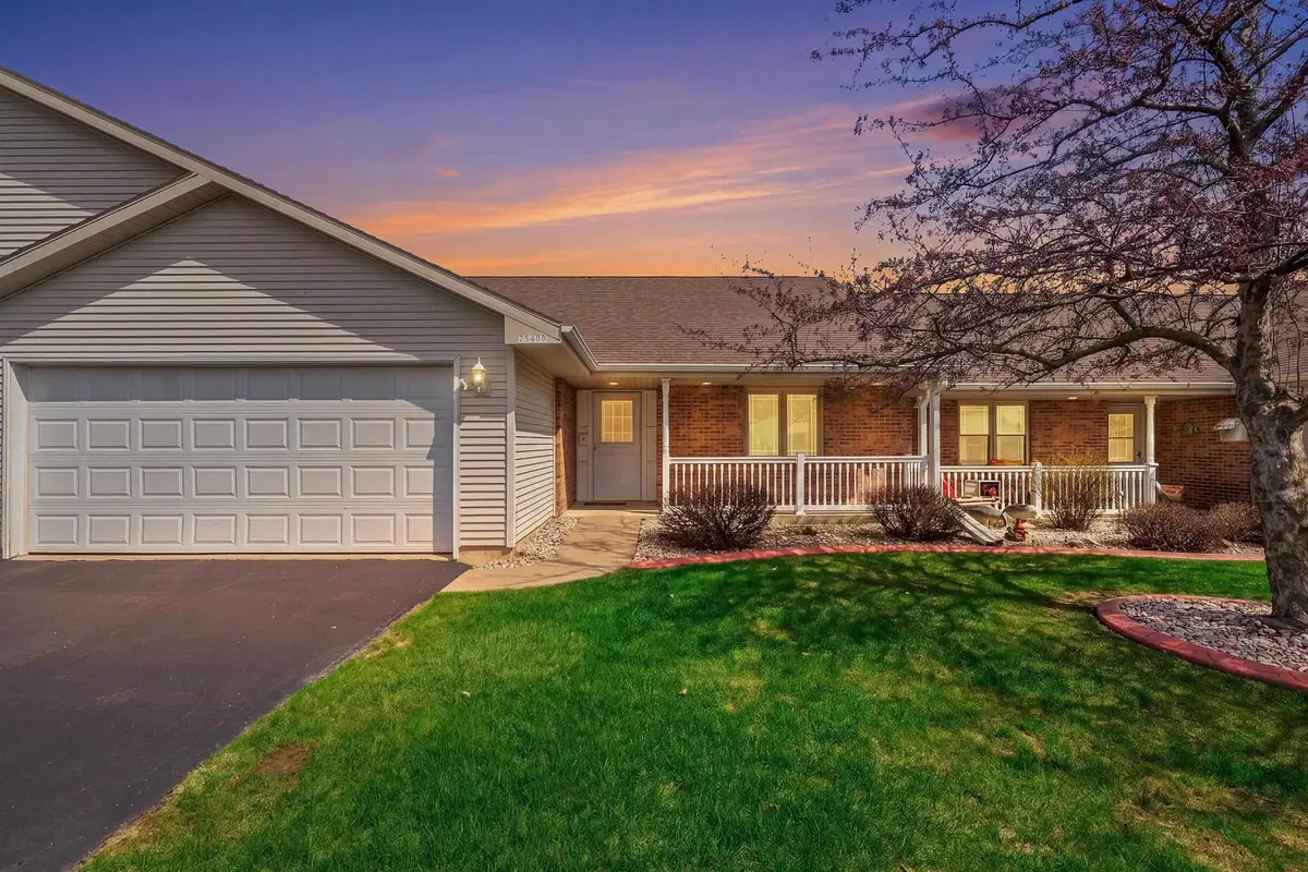 2540 Havenwood Drive #D, Oshkosh, WI 54904 - #1