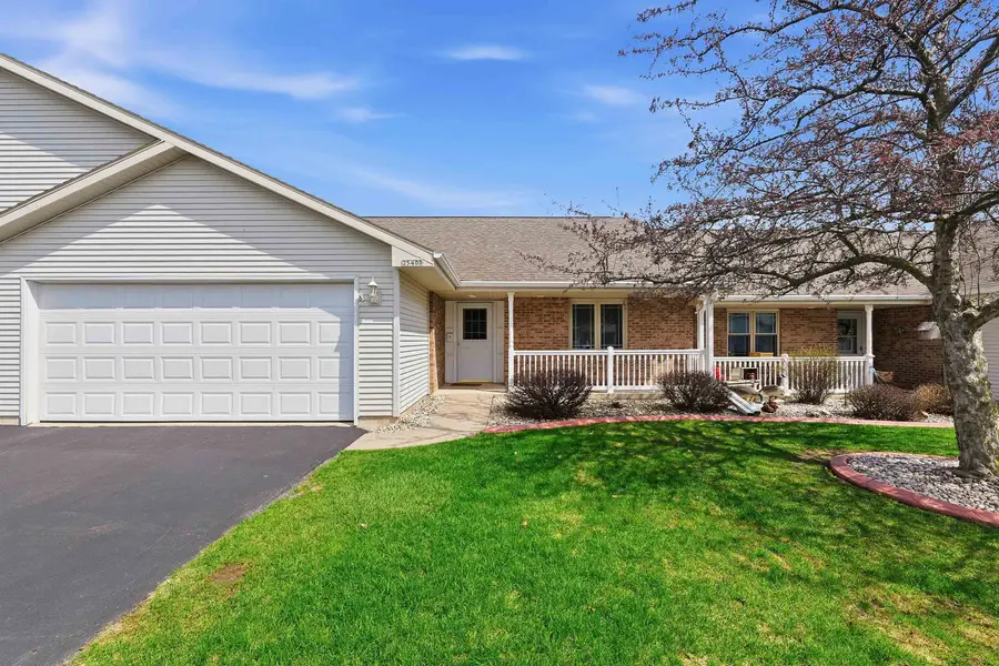 2540 Havenwood Drive #D, Oshkosh, WI 54904 - #2