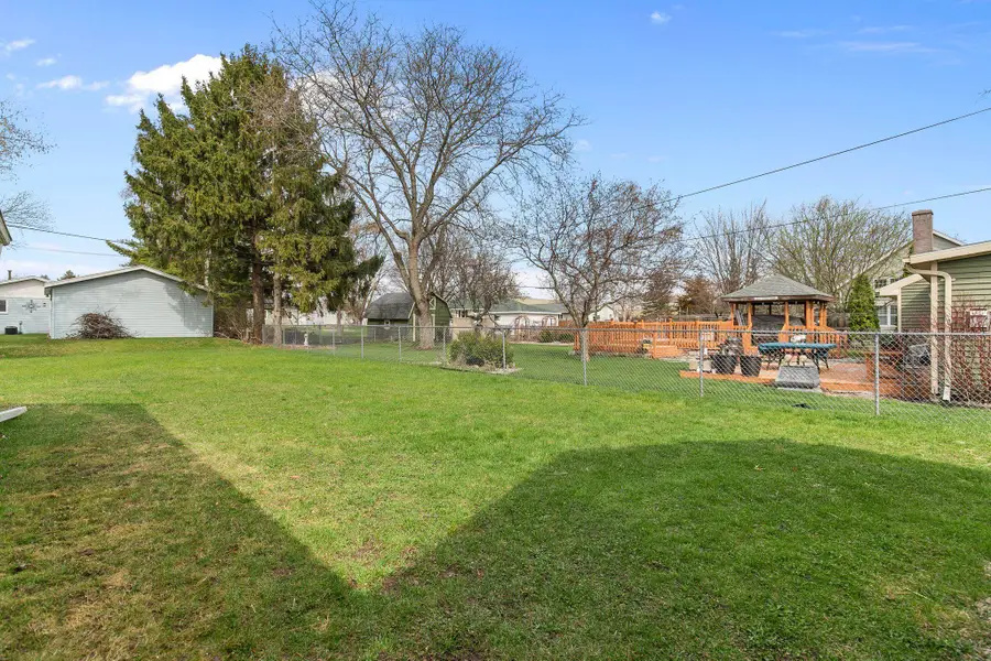 2333 Ashland Street, Oshkosh, WI 54901 - #3