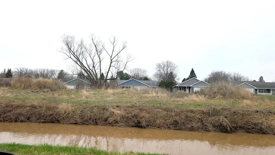 366 Pagel Avenue #18, Brillion, WI 54110 - #2