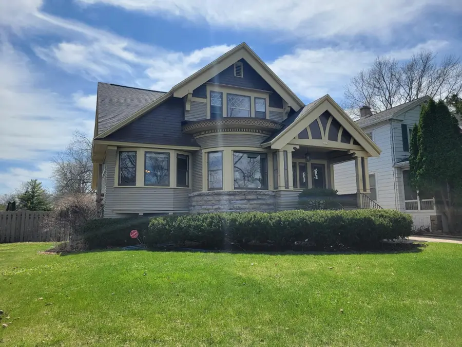 1229 Merritt Avenue, Oshkosh, WI 54901 - #2