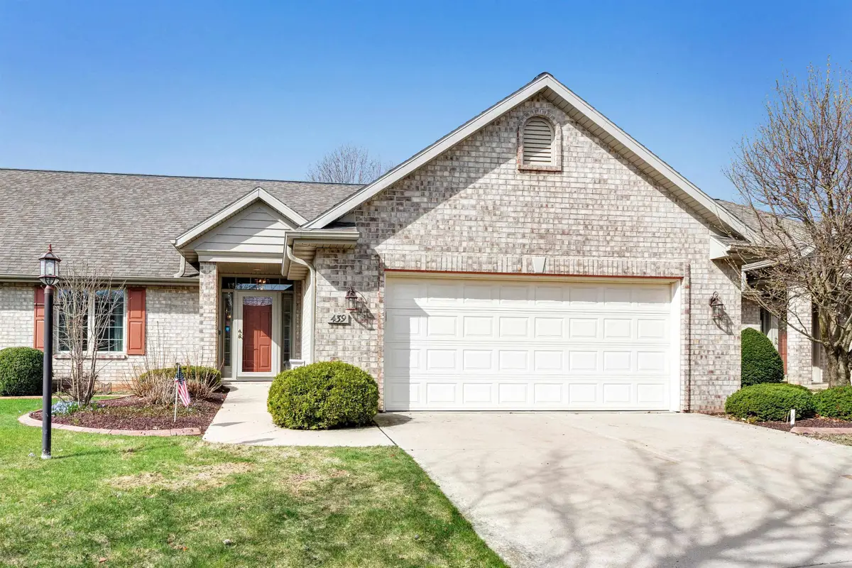 439 Woodfield Drive, Green Bay, WI 54313-9564 - #1