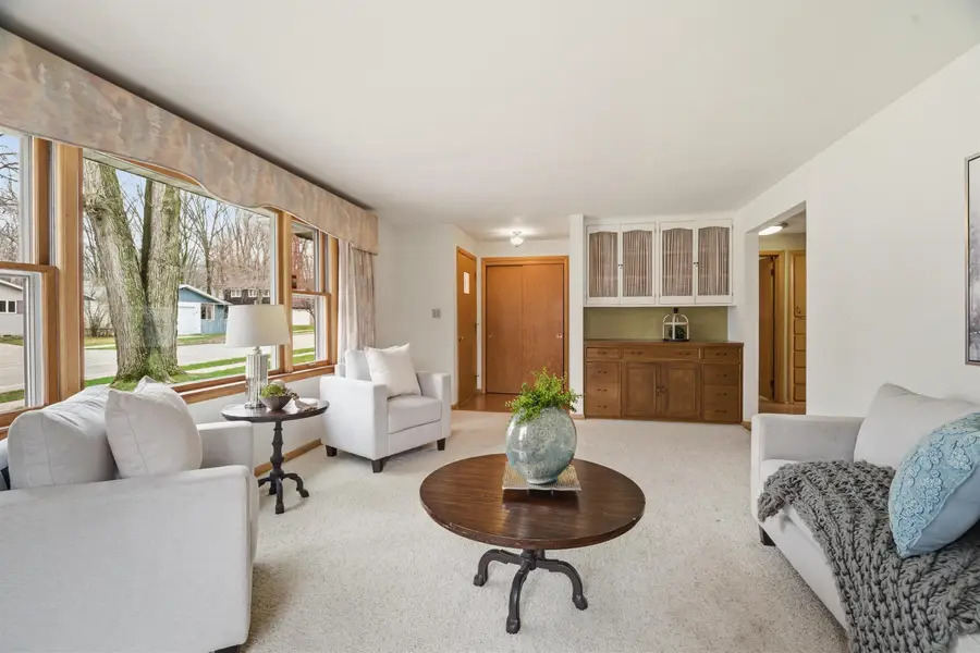 1613 S Telulah Avenue, Appleton, WI 54915 - #2