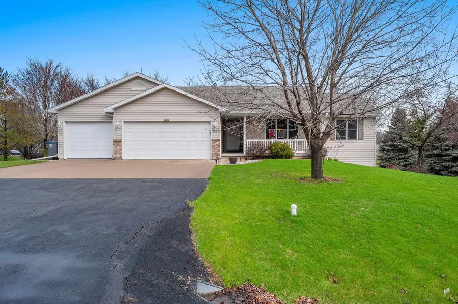 W6678 Emerald Court, Greenville, WI 54942 - #2