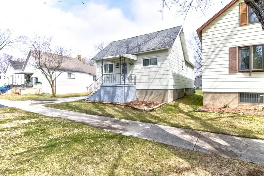 422 Elizabeth Avenue, Marinette, WI 54143 - #3