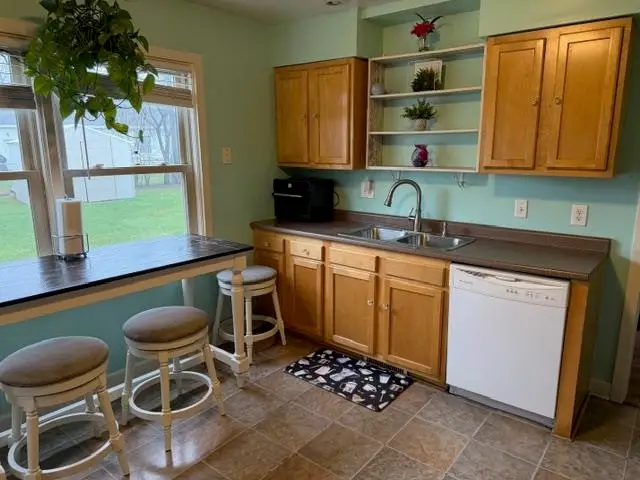 1310 Bismarck Street, Green Bay, WI 54302 - #3