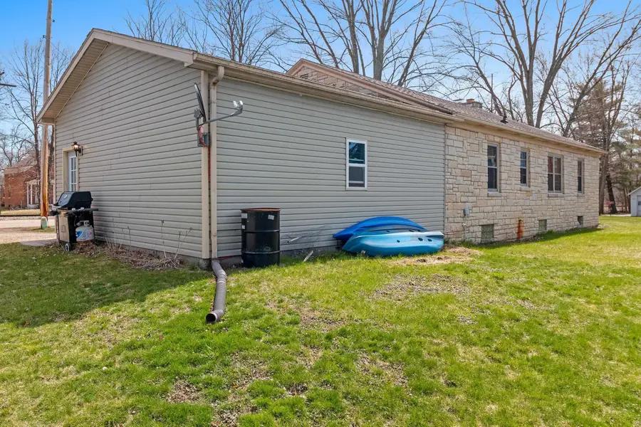 1107 Grosse Road, Little Suamico, WI 54141 - #3