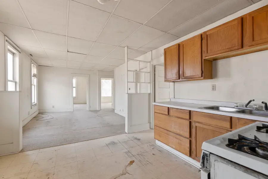 164 E Johnson Street, Fond Du Lac, WI 54935 - #3