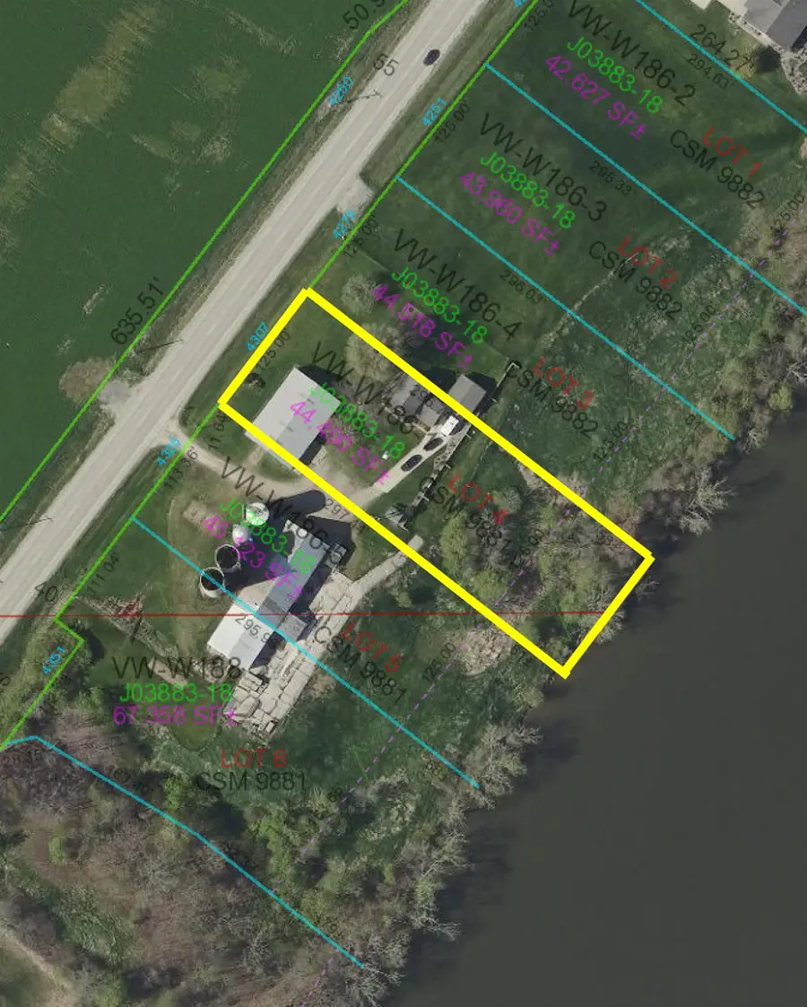 4307 Lost Dauphin Road #4, De Pere, WI 54115 - #3