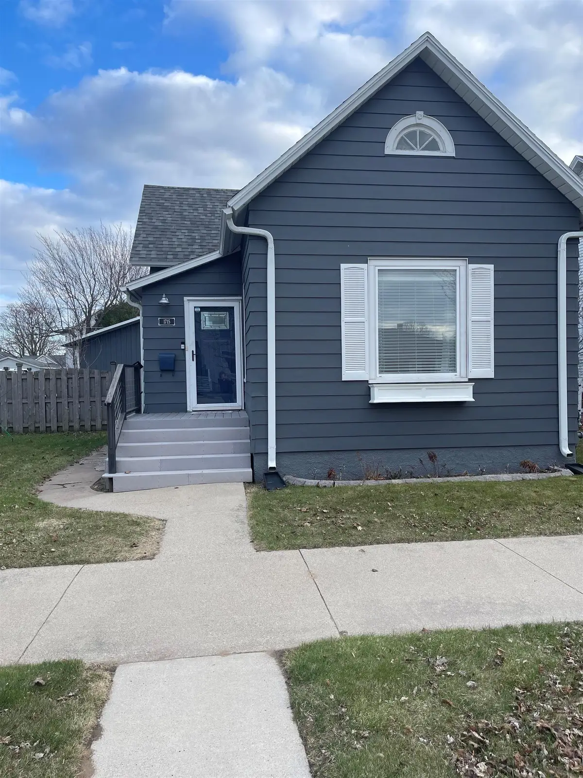 1715 14th Avenue, Menominee, MI 49858 - #1