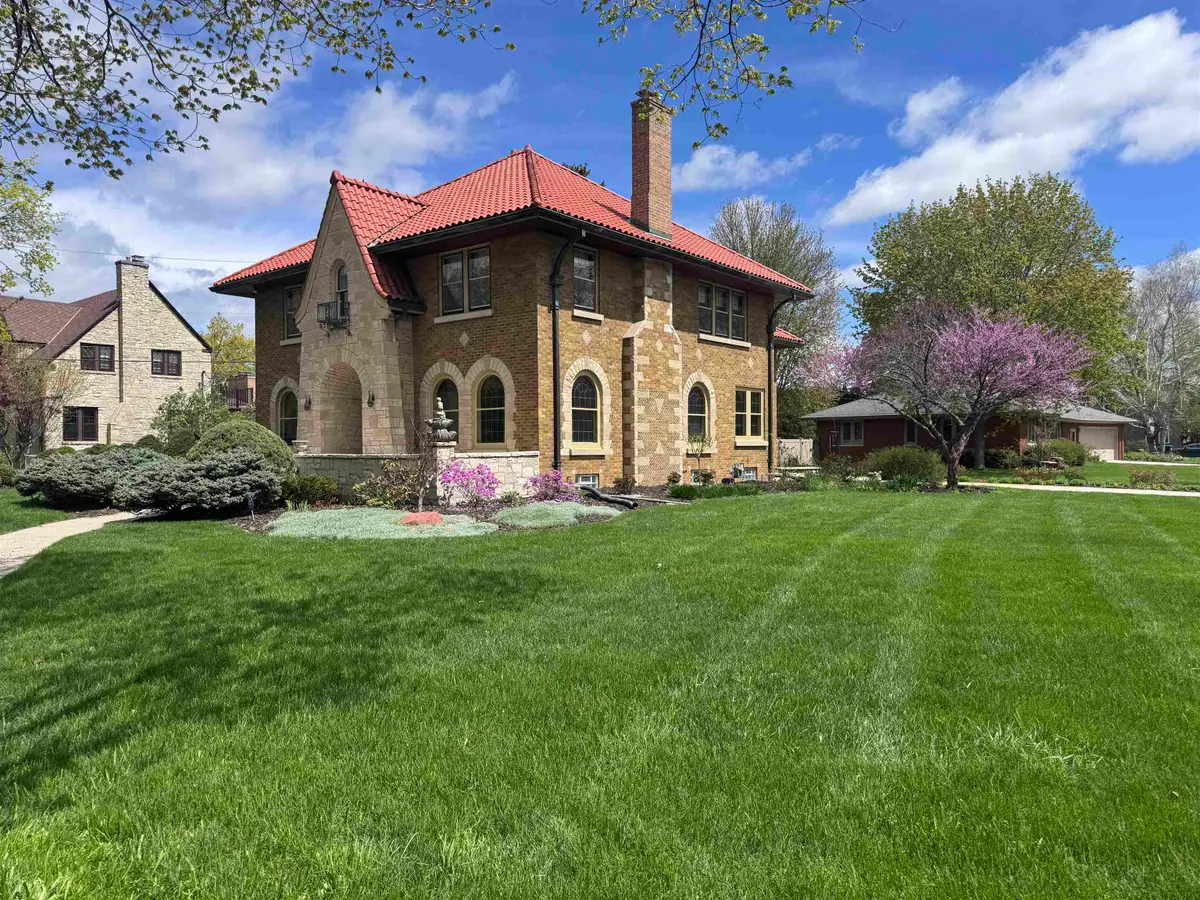 145 Cottage Avenue, Fond Du Lac, WI 54935-3627 - #1