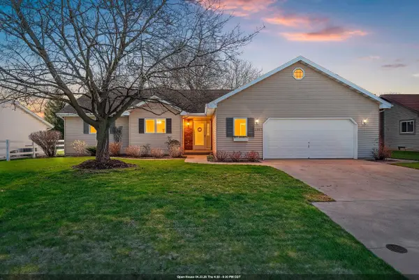 2967 W Hiawatha Drive, APPLETON, WI 54914-6759