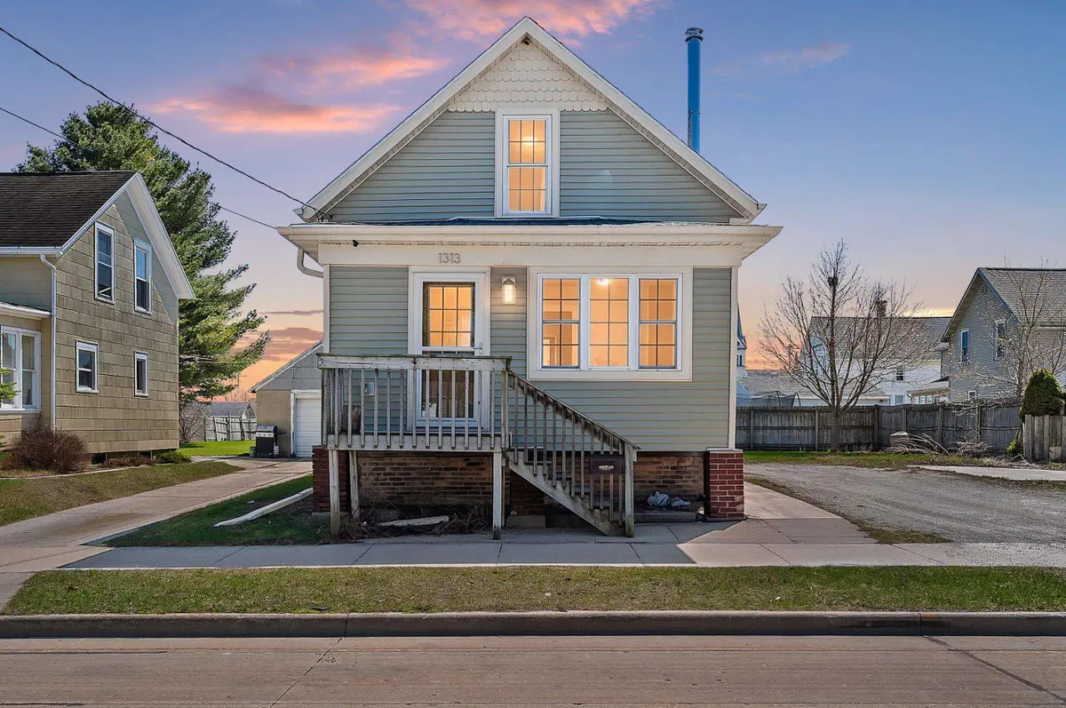 1313 21st Street, Two Rivers, WI 54241 - #1