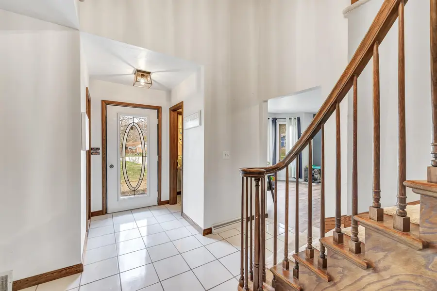 382 Ellortina Circle, Green Bay, WI 54302-4303 - #3