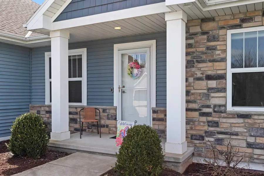 3492 Peppergrass Drive, Green Bay, WI 54311 - #3