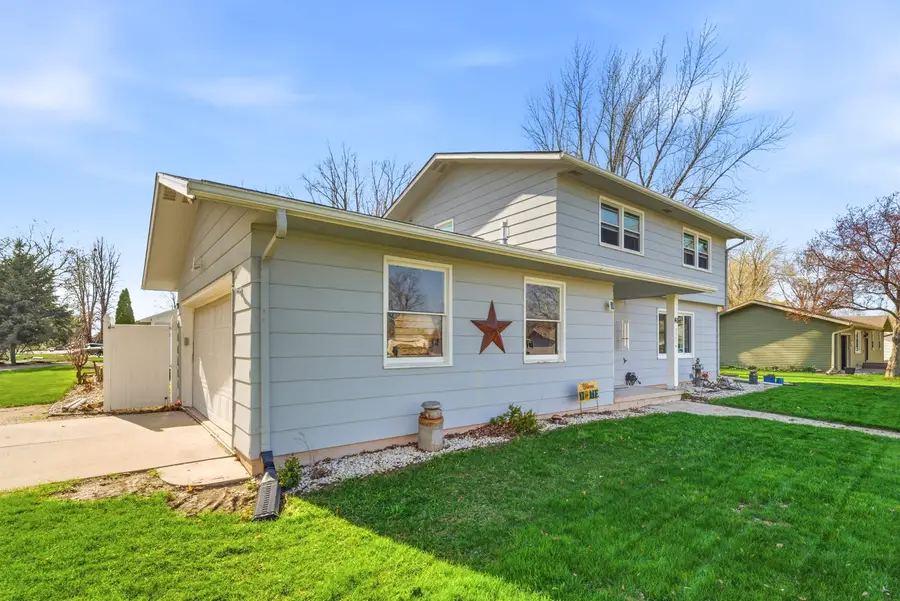 40 S Pioneer Parkway, Fond Du Lac, WI 54935 - #2