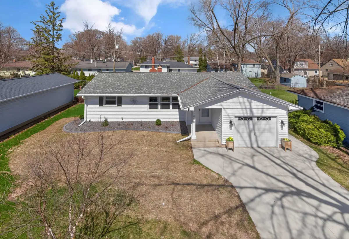 1080 Thorndale Street, Green Bay, WI 54304-3913 - #1