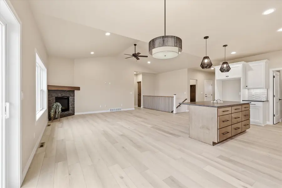 1280 Autumn Field Lane, De Pere, WI 54115 - #3